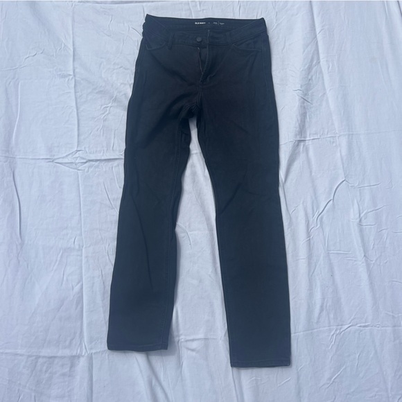 Black Old Navy high rise straight leg jeans - Picture 2 of 6